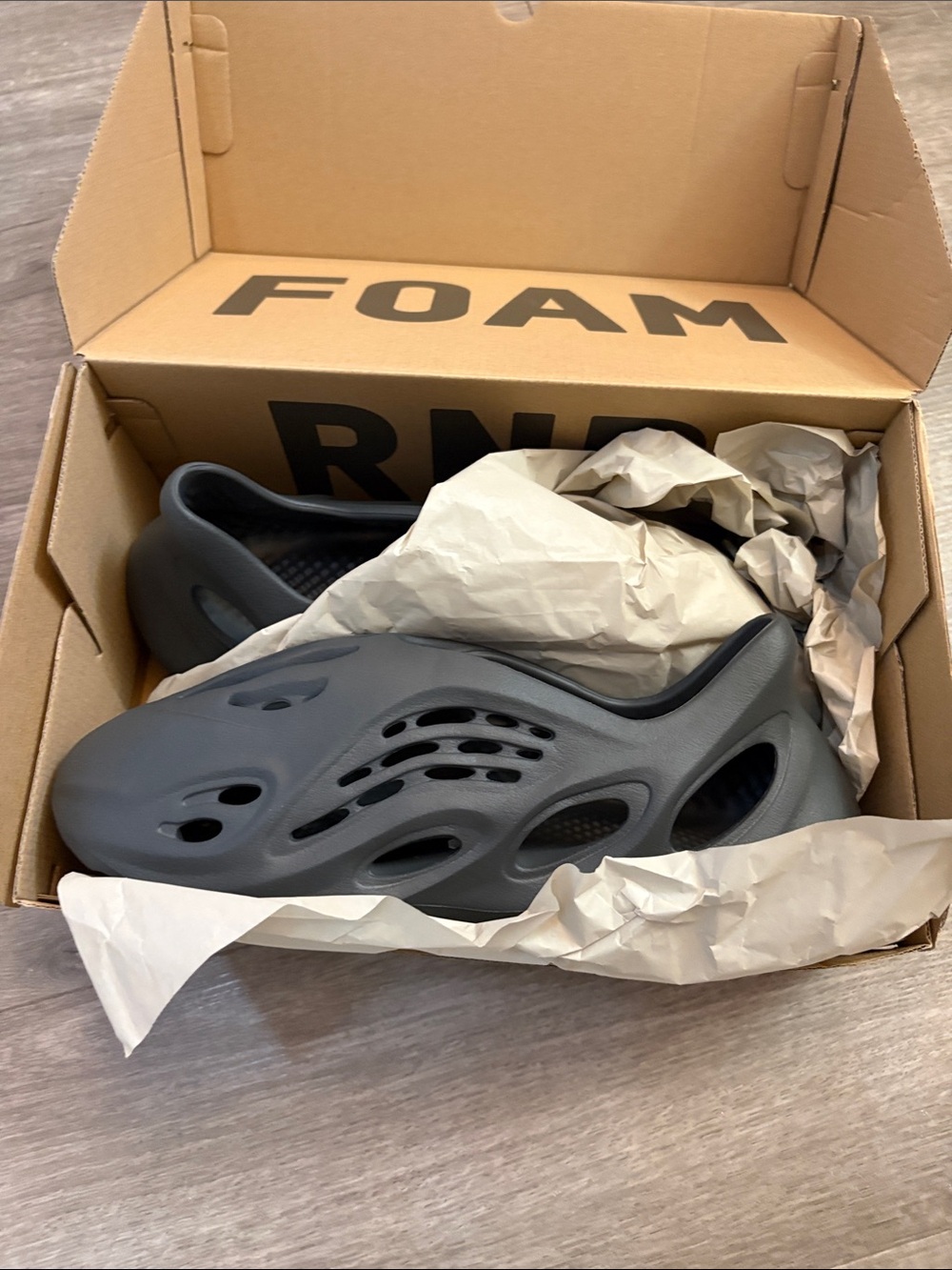 Yeezy Foam Runner in Dark Gray